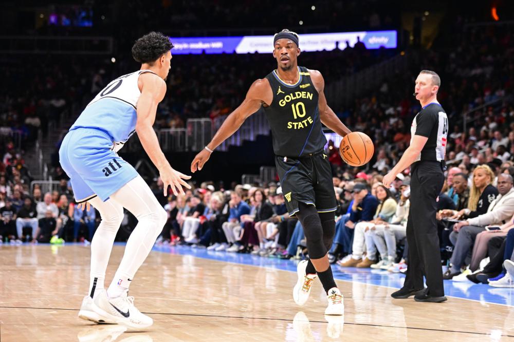 邮报：布拉德利有望出战利兹联，弗林蓬将在本月中旬复出